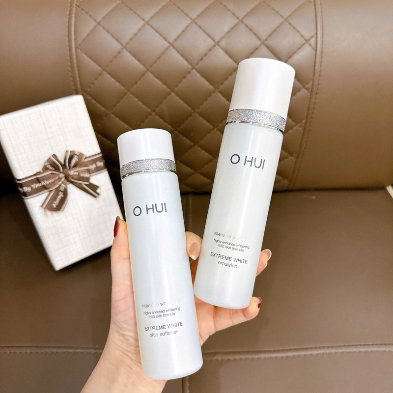 (Full size Tách sét ) Ohui trắng dưỡng trắng da chuyên sâu ,tái tạo trẻ hóa da - OHUI Extreme White 