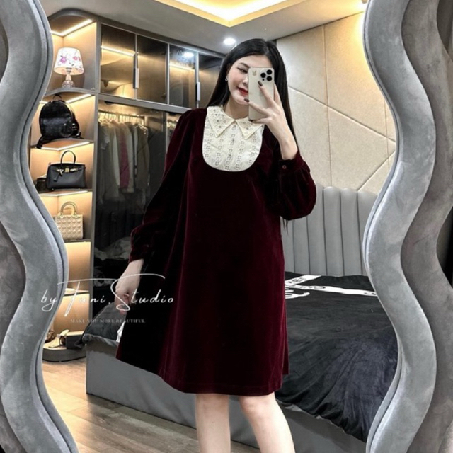 Váy ren ngực cổ đính đá sm