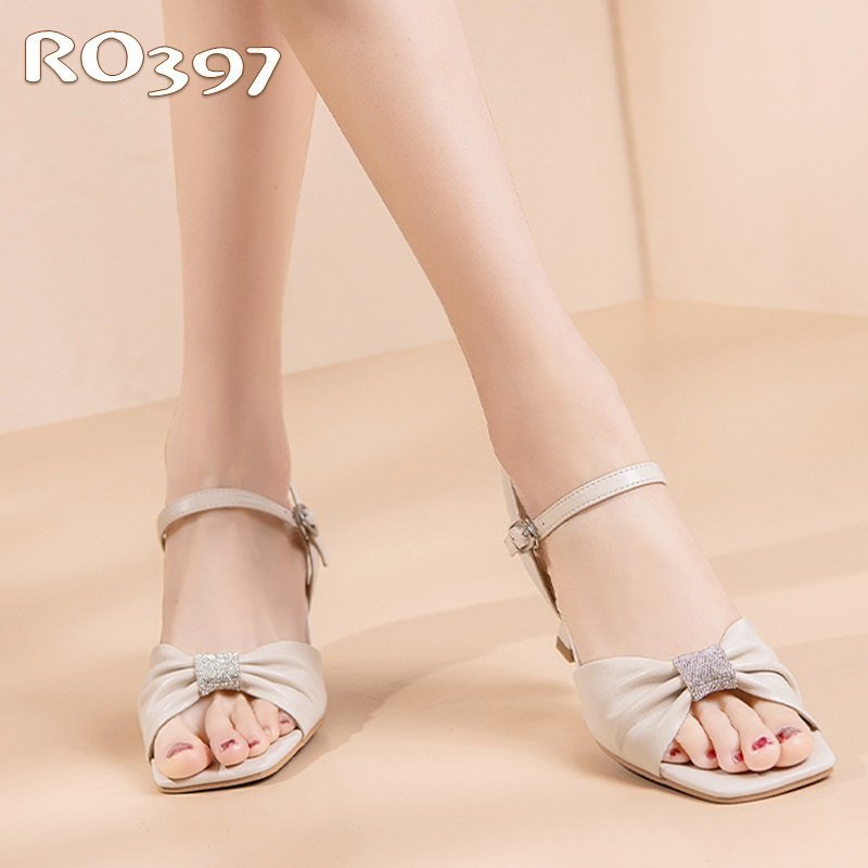 Giày Rosata size 35 sale 199k - 299k 1 đôi duy nhất