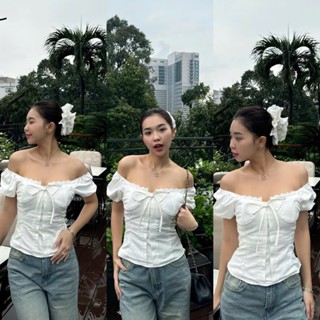 Áo kiểu phối viền ren tay bo trễ vai Sofm Wear (link 2)