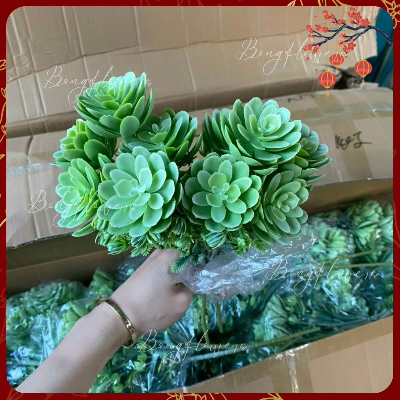 Hoa sen đá giả, cành tùng giả, lá phát tài cắm điểm chân chậu lan