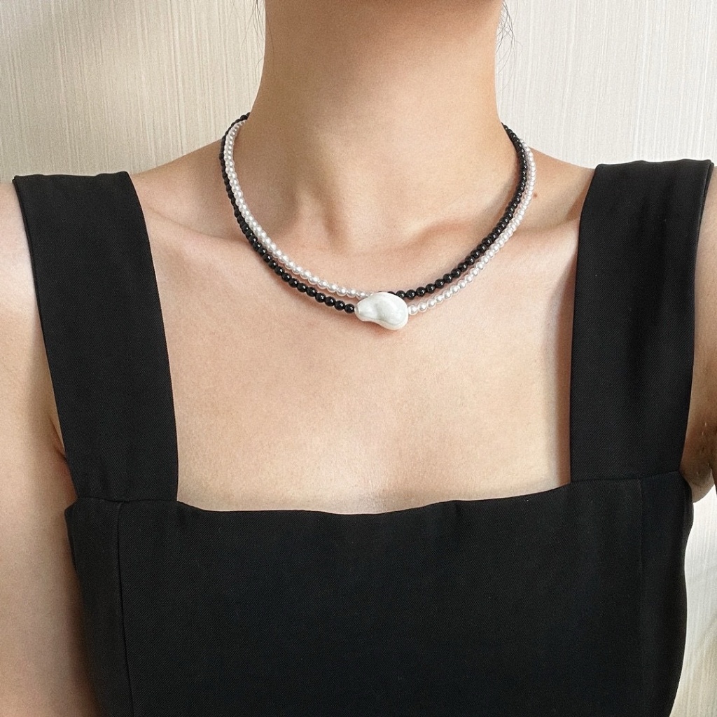 Vòng cổ chuỗi hạt đen 2 vòng D43
