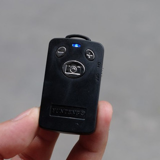 REMOTE CHỤP HÌNH QUA BLUETOOTH YUNTENG