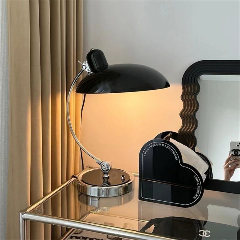 Đèn Bàn Đèn Đọc Sách Trang Trí Dercor Phòng Ngủ Bàn Làm Việc phong các Bắc Âu cổ điển sang trọng, tu