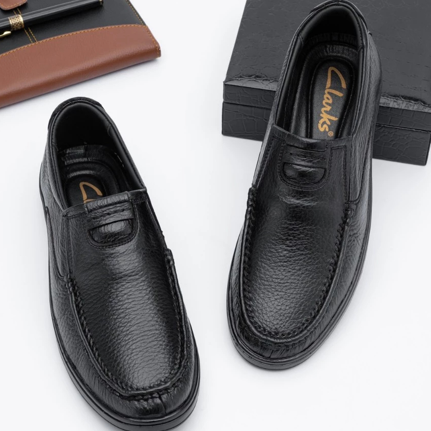 Giày Da Nam . Giày Tây bò thật 100% G68 thiết kế nam tính và mạnh mẽ thích hợp cho mọi lứa tuổi bảo hành 12 tháng