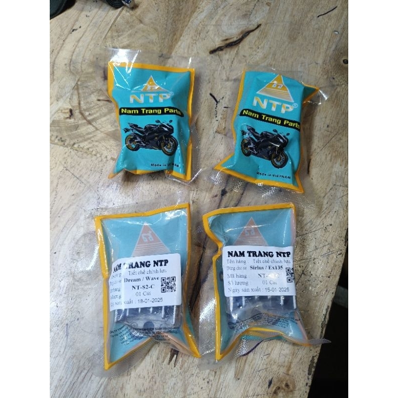 Sạc xe máy Wave Dream và Ex155