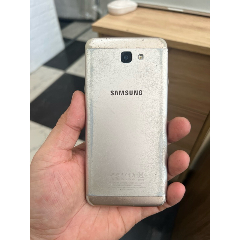 Xác điện thoại samsung j5 prime hư màn hình