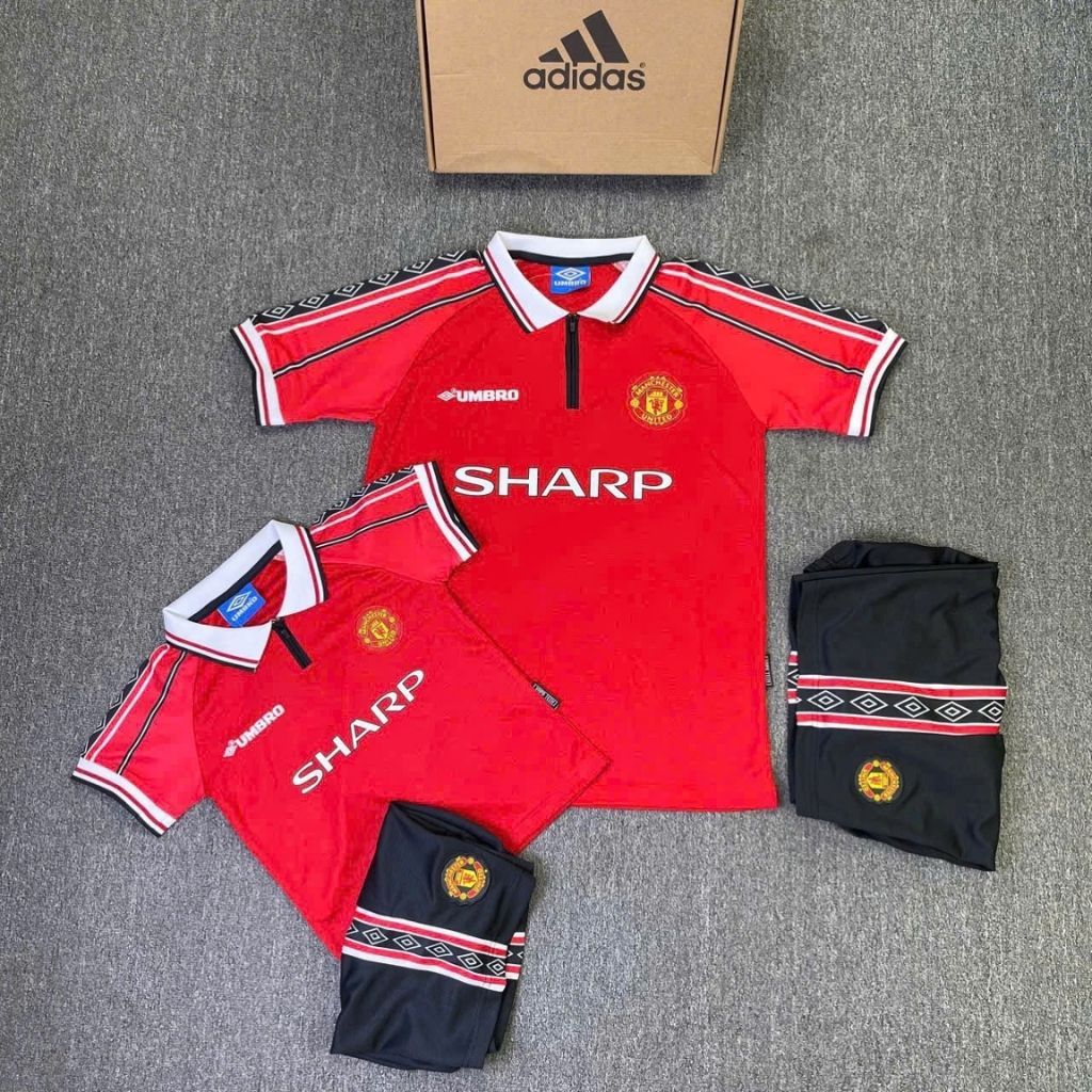 [logo full thêu] Bộ quần áo đá bóng MU 1998 vải thái VIP, logo full thêu, in số theo yêu cầu, form â