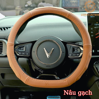 Bọc vô lăng da bò, dáng thể thao DCUT dùng cho xe ô tô điện VINFAST,VF3, VF5,VFE34,VF8,VF9, Da thật, bảo hành da 2 năm