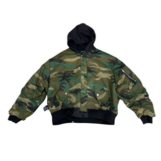  MBI | Reversible Oversized Bomber | áo khoác chần bông hai mặt  madeby.illustration 