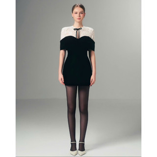 PETTIE  DRESS ( Váy nhung cổ lọ ren mới )