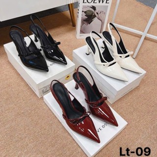 (Sale Siêu Rẻ) Sandal Giày cao gót mũi hoa đá vuông gót nhọn 5 phân và bệt quai thun sau (chân thon lùi 1 size)