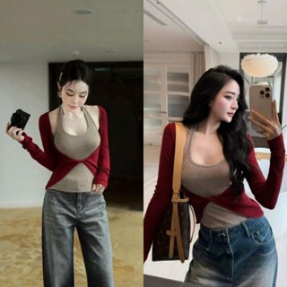 Áo thun gân kiểu 2 màu đỏ đen tay dài xoắn eo hở vai giả áo ba lỗ cổ yếm khoác ngoài