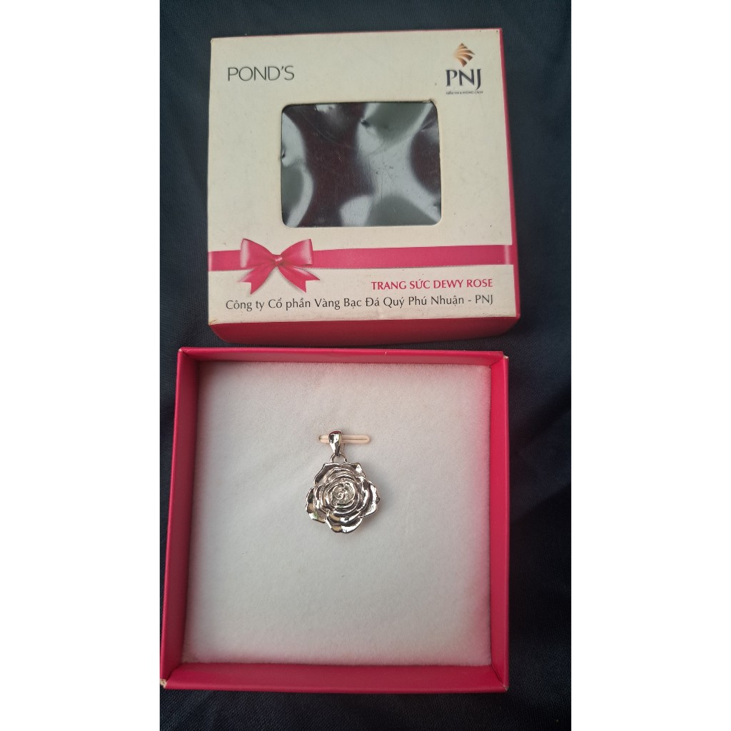 Mặt dây chuyền PNJ quà từ Ponds có hộp