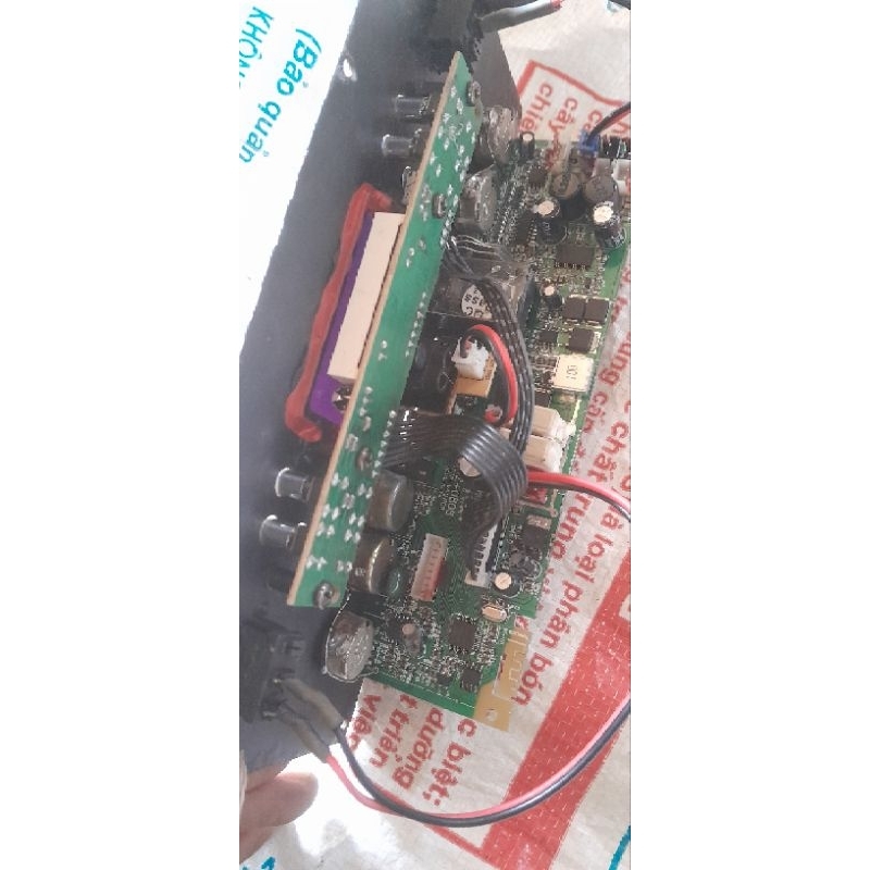 xác mạch loa jbz 1206 chết bán ae lấy linh kiện ạ