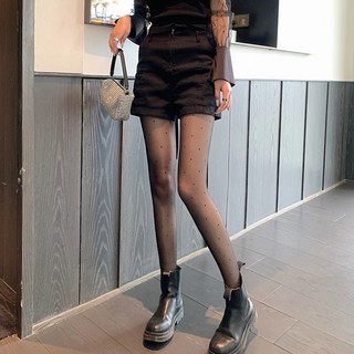 Quần Tất Mỏng Cổ Hoạ Tiết Chấm Bi