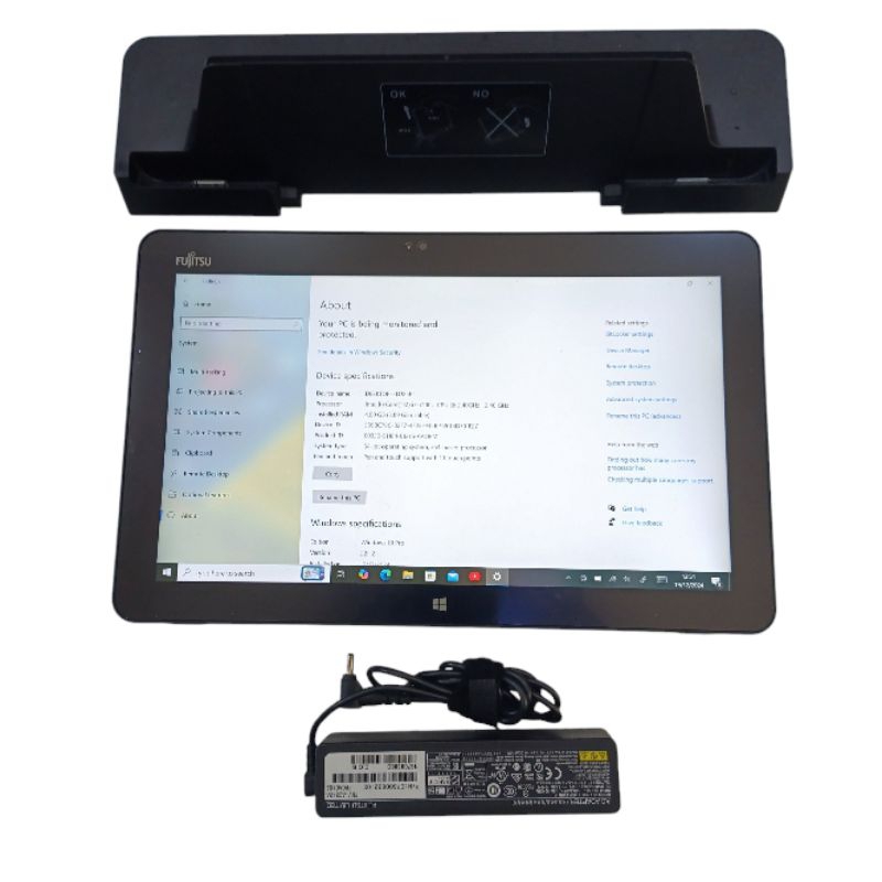 Máy tính bảng  Fujitsu stylus R727.cpu i3/i5 gen 7.R4/128G.12.5in.hinh thức 80 %. ko kèm bút