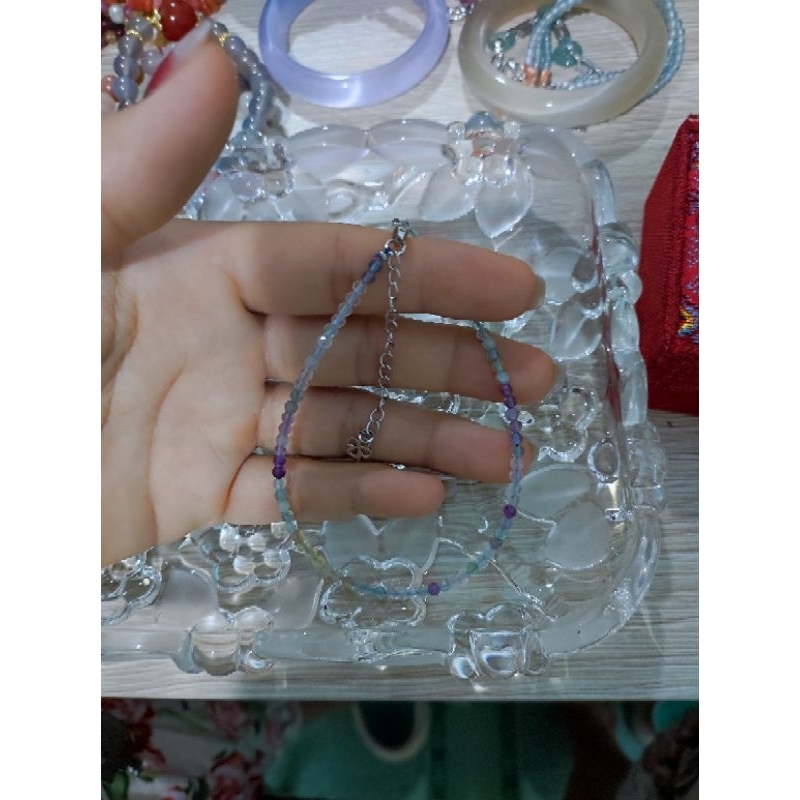 Lắc đeo chân đá flourite tự nhiên