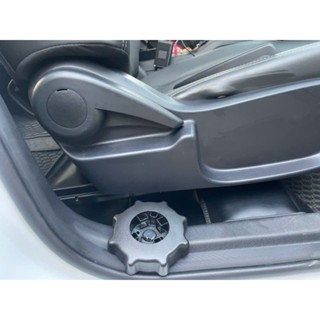 Lẫy chỉnh ghế ô tô Vinfast VF5/Herio green (giá 1 bộ gồm 2 cái bên trái và phải).