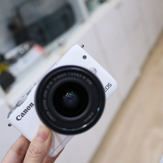  Canon M10 kit 15-45mm   màu trắng xinh   