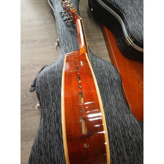 Đàn mandolin gỗ hồng đào kỹ cao cấp (tặng bao và phím)