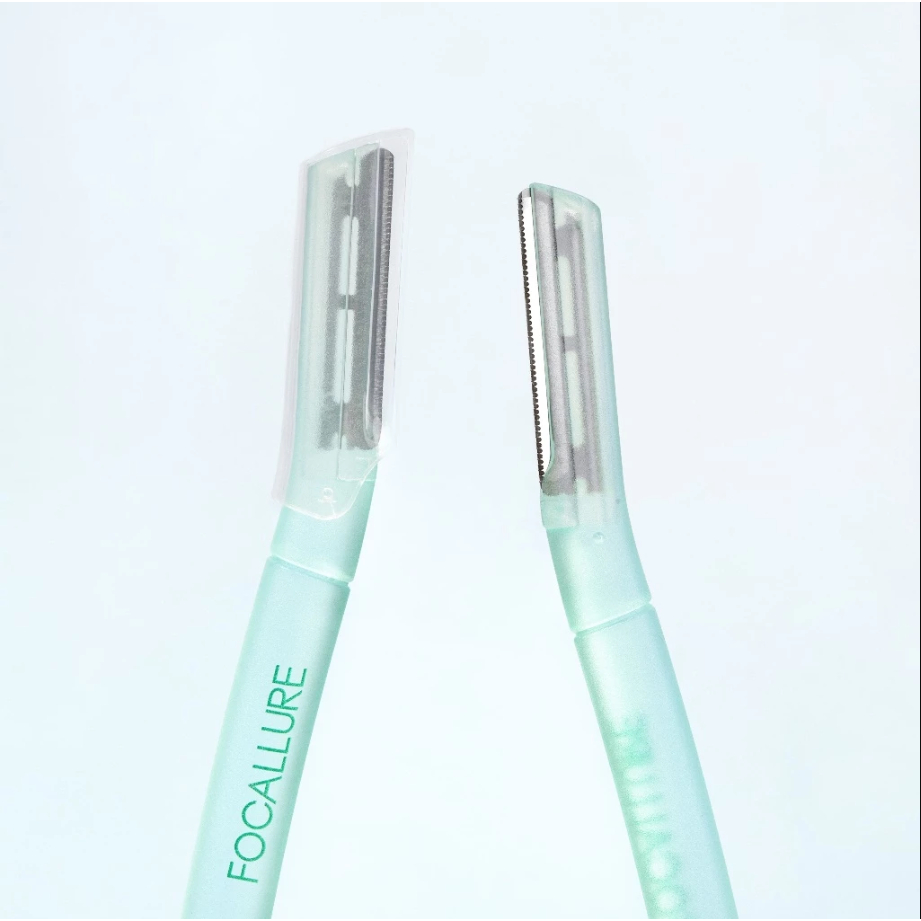 Ảnh 5 của Bộ Dụng Cụ Cắt Tỉa Lông Mày BEABIAI Gồm Kéo Và Lưỡi Dao Cạo Chuyên Nghiệp, An Toàn