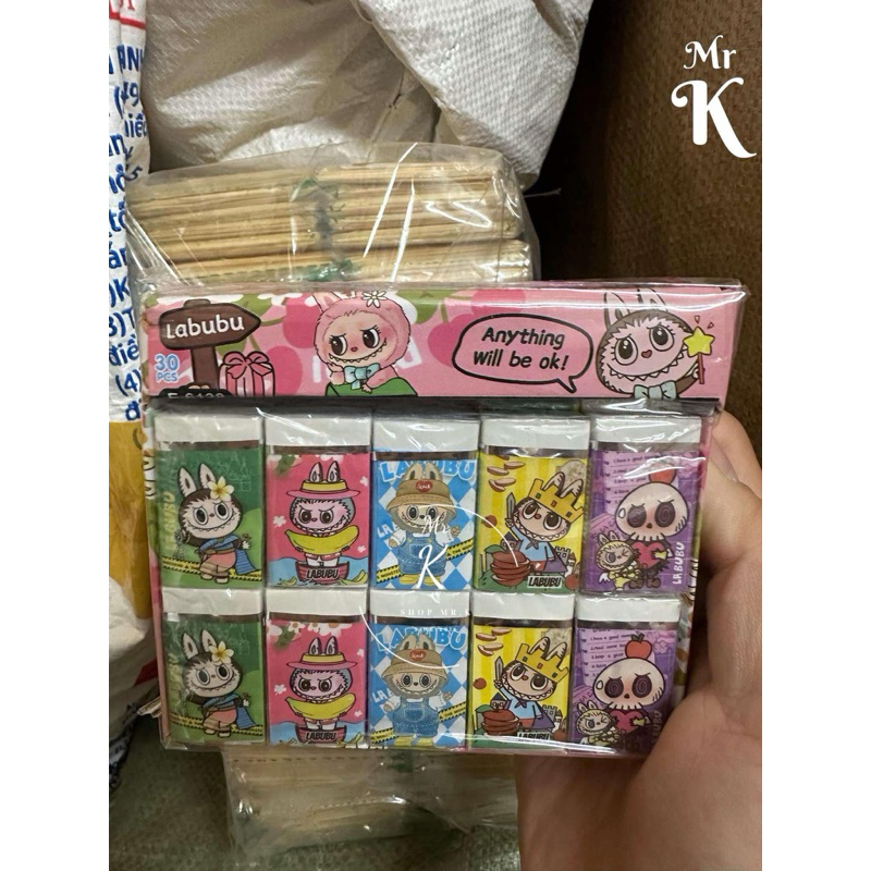 HỘP 30 CỤC GÔM DORAEMON/LABUBU/TRÁI CÂY[HOẠ TIẾT,MÀU NGẪU NHIÊN]