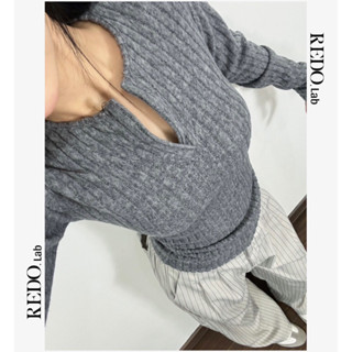 REDO.Lab - ÁO THUN CỔ REN CHIẾT EO CHẤT LEN TĂM ÔM BODY