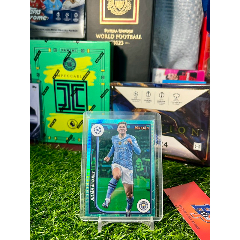 Thẻ bóng đá Julian Alvarez Aqua Prizm Topps Merlin Chrome UCL 2023/24