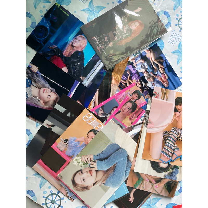 [OFF] Postcard  Twice nhóm nhạc Hàn quốc nayeon sana momo tzuyu chaeyoung jihyo ( ĐỌC KĨ MÔ TẢ)