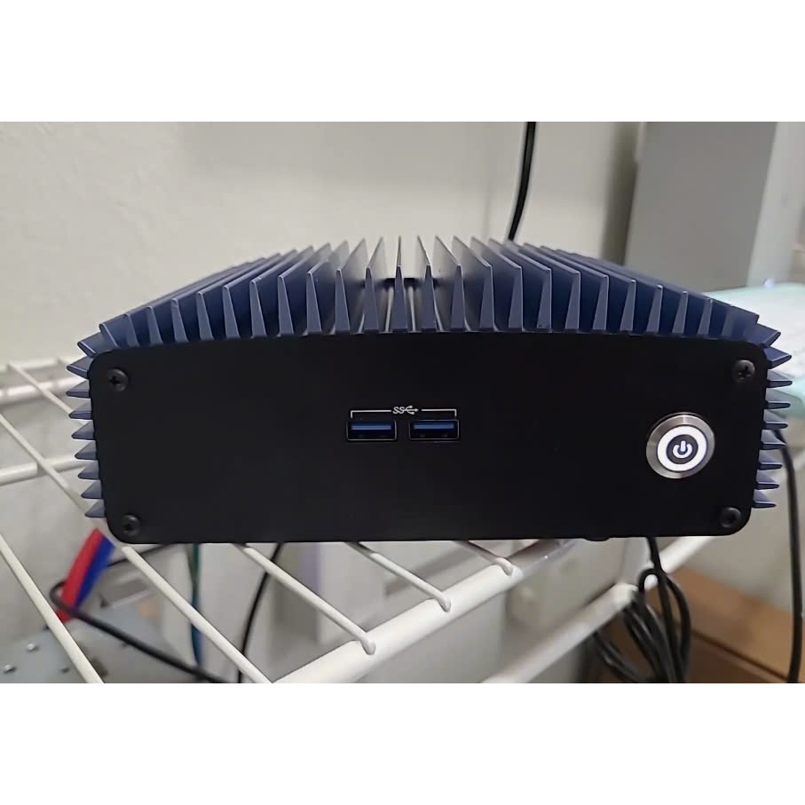 SimplyNUC NUC7I7DNFE i7-8650U 8GB không quạt CHO DÂN CHƠI ÂM THANH- GIÁ CHỈ 5.4 TRIỆU