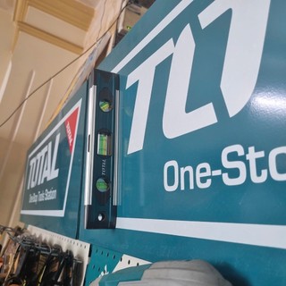 Thước thủy mini có từ 225mm Total TMT2235