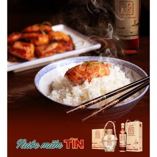 [THÙNG 6 CHAI NƯỚC MẮM NGON] Nước Mắm Tĩn cá cơm than Nhãn Đỏ Độ Đạm 40N Chai Thủy Tinh 500ml