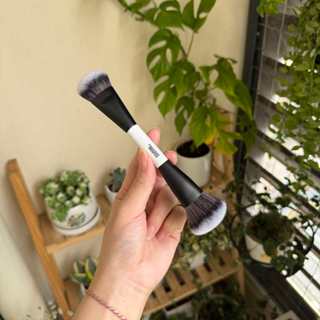 Cọ nền Makeup By Mario F4 Dual-Ended Foundation and Face Brush