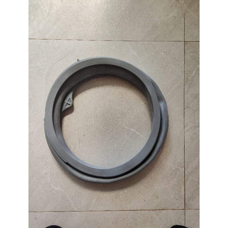 Ron cửa máy giặt Electrolux 10kg EWF1024P5WB