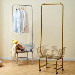 KỆ TREO INOX CHỤP ẢNH QUẦN ÁO - Giá Treo Quần Áo Kèm Giỏ Đựng