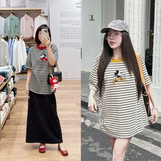 PETBYCHANG - Áo phông kẻ oversize thêu hình Mickey cổ bo viền dáng dài, phom suông oversize