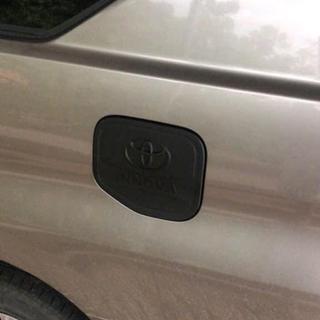 Ốp nắp bình xăng  Toyota Innova 2017-2022