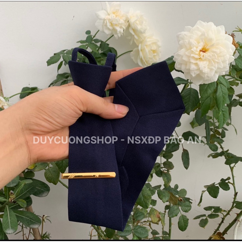cà vạt + kẹp cà vạt (chuyên ngành bảo vệ an ninh)