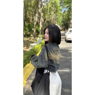 ÁO KHOÁC JEAN ĐẮP CHỮ PARIS TUA RUA FORM CROPTOP QCCC CÁ TÍNH, TRẺ TRUNG - LanLann