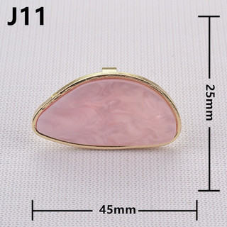 Nhẫn đá thạch pha màu nail
