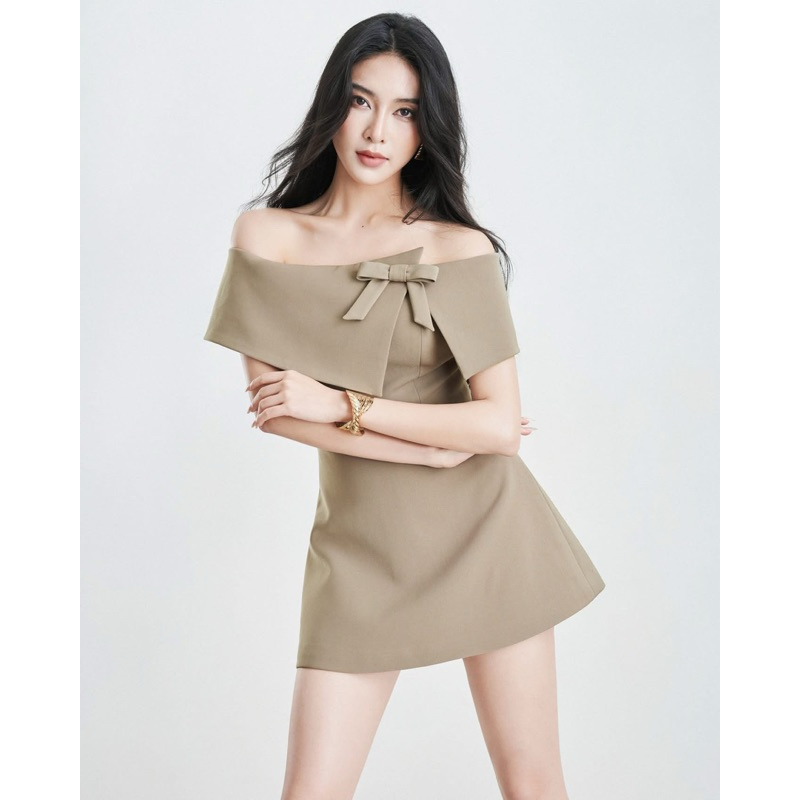  Allora dress• LALASTUDIO • Váy trễ vai siết eo đính nơ dáng ngắn tiểu thư váy trễ vai dự tiệc tiểu thư thanh lịch 