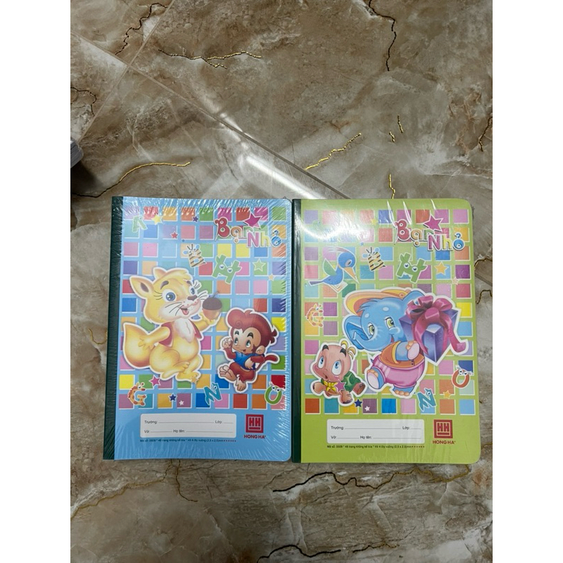 Lốc vở oly Hồng hà 0509  lốc 10 quyền  đo trắng 90 .92 %  iOS   vở  viết không bị nhòe mực