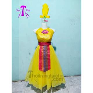 Trang phục Âu Lạc nữ màu vàng biểu diễn thời trang tái chế