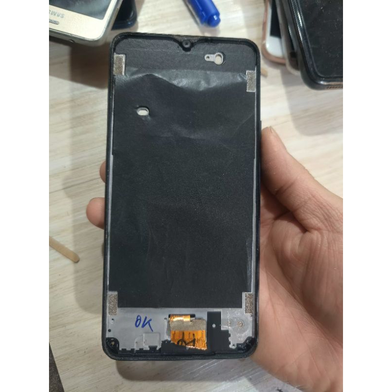 Cụm xác Samsung A20S sống zin hư màn hình vỏ trầy