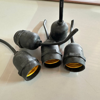 Đui đèn xoáy, đui treo [SALE] E27 Trắng