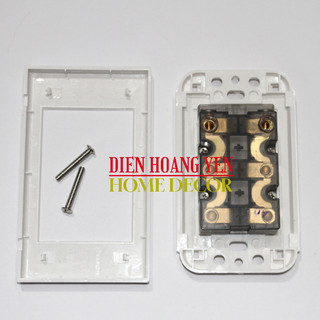 Ổ CẮM 3 SINO VANLOCK mặt ổ cắm 3 loại 2 chấu