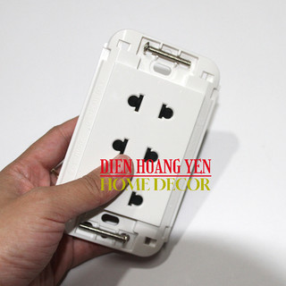 Ổ CẮM 3 SINO VANLOCK mặt ổ cắm 3 loại 2 chấu