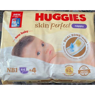  Tặng thêm 4 Miếng Bên Trong  Dùng Kèm Tã Vải Tam Giác - Miếng Lót Sơ Sinh Huggies NB1 64 miếng Skin Perfect - Tã lót sơ 