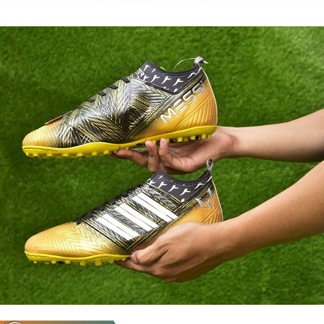 Giày bóng đá Messi cổ cao bạc cao cấp
